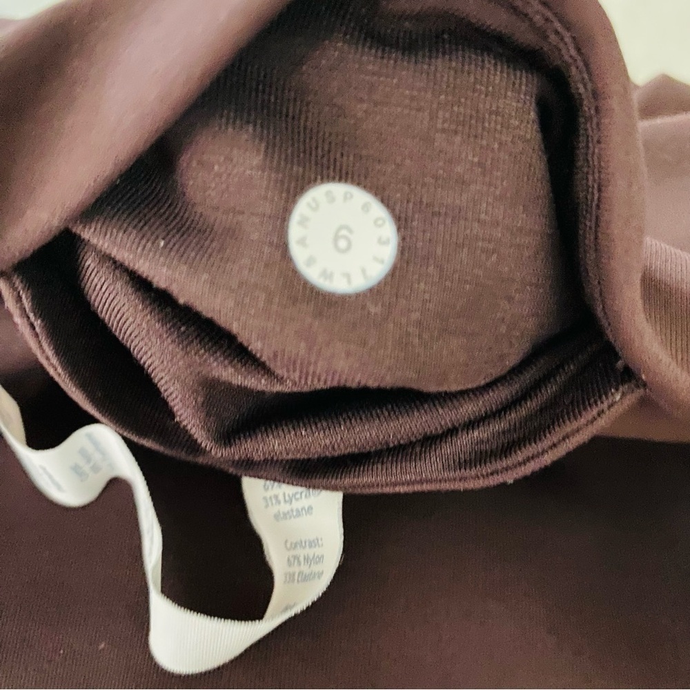 Lululemon City Core Tight in Color Antique Bark 28” size 6 - Picture 13 of 13